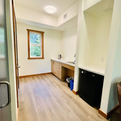 Garden Suite Kitchenette